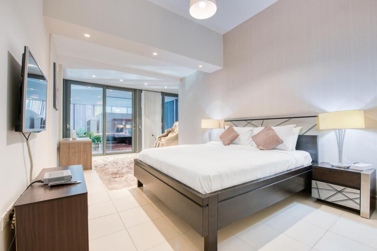 Maison Privee - Big, Bright, Luxury Marina Views Apt Next To Beach Dubai Exterior foto