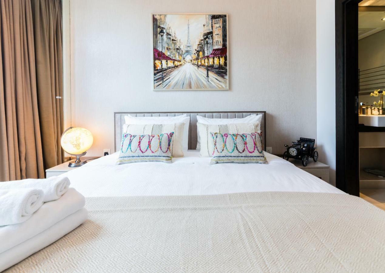 Maison Privee - Big, Bright, Luxury Marina Views Apt Next To Beach Dubai Exterior foto